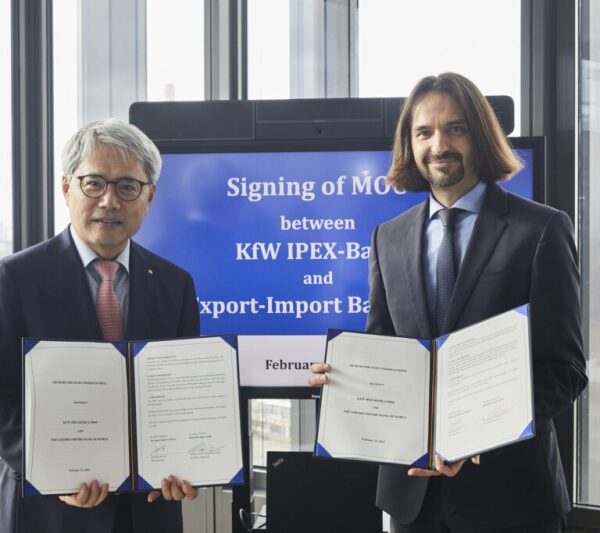 Korea Eximbank, KfW IPEX radit će zajedno na financiranju ekološki prihvatljivih brodova, zadataka obnovljivih izvora