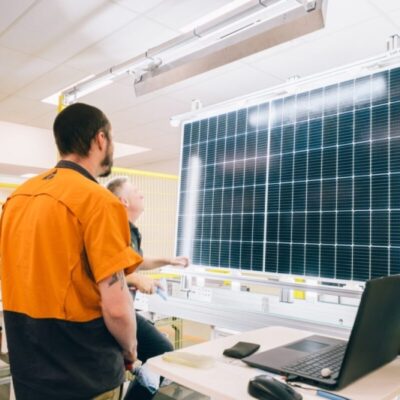 Australska solarna proizvodnja kroz ogledalo